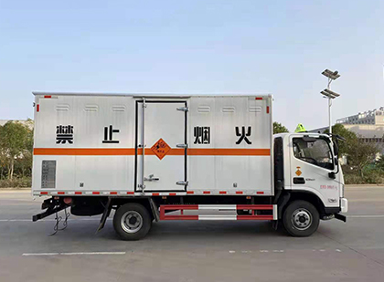 猇亭爆破器材运输车